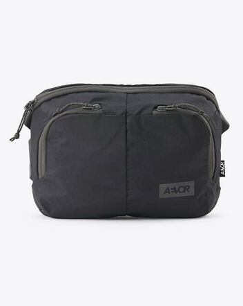 Taštička přes rameno Aevor Sacoche Bag, Ripstop Charcoal Black, 4 L