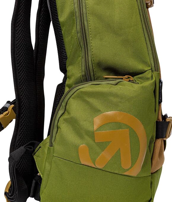 Batoh Meatfly Basejumper, Forest Green/Brown, 22 L + PENÁL ZDARMA