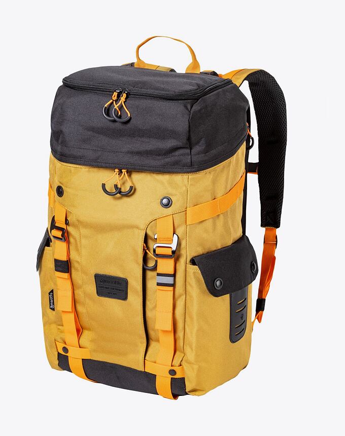 Batoh Meatfly Scintilla, Black/Camel, 26 L